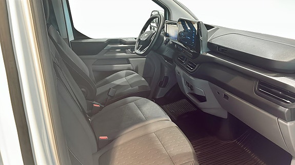 Ford Custom Tourneo 3 of 12