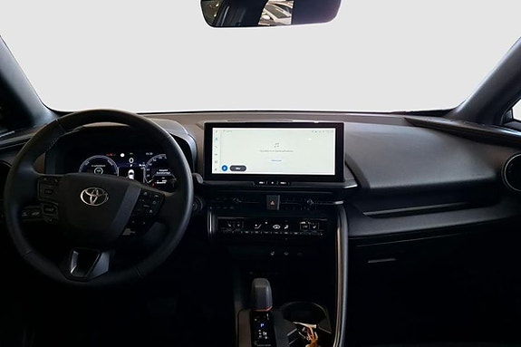 Toyota C-HR 9 of 11