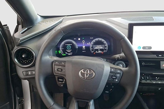 Toyota C-HR 10 of 11