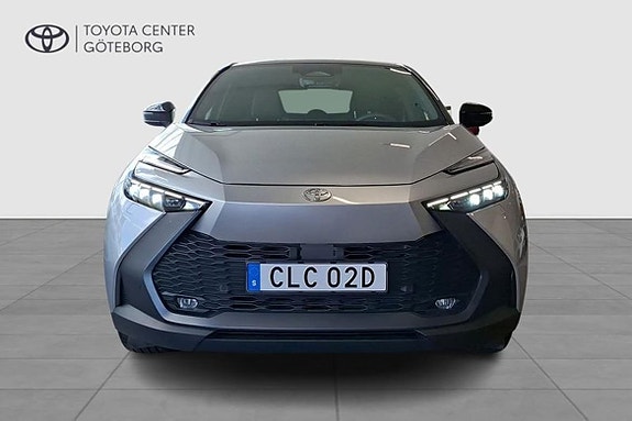 Toyota C-HR 6 of 11