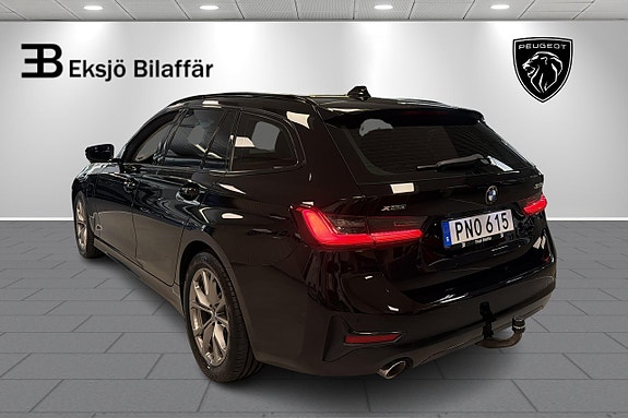 BMW 330e 8 of 21