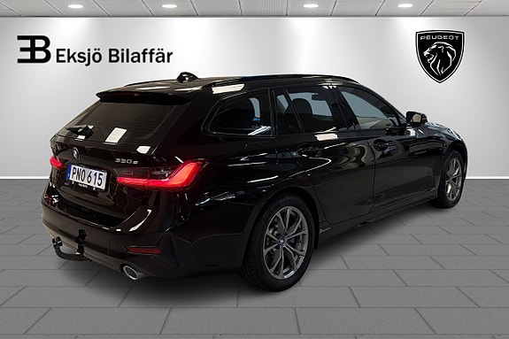 BMW 330e 5 of 21