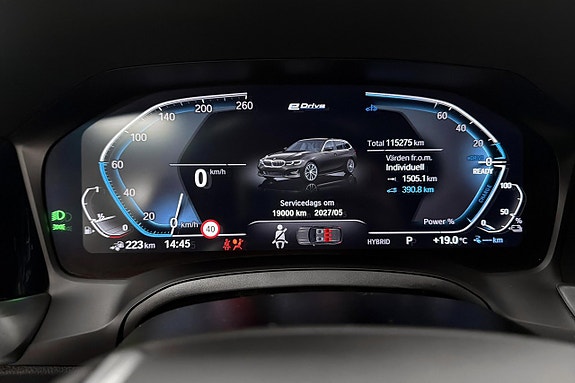 BMW 330e 16 of 21