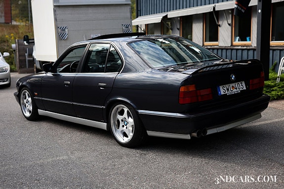 BMW M5 6 of 23