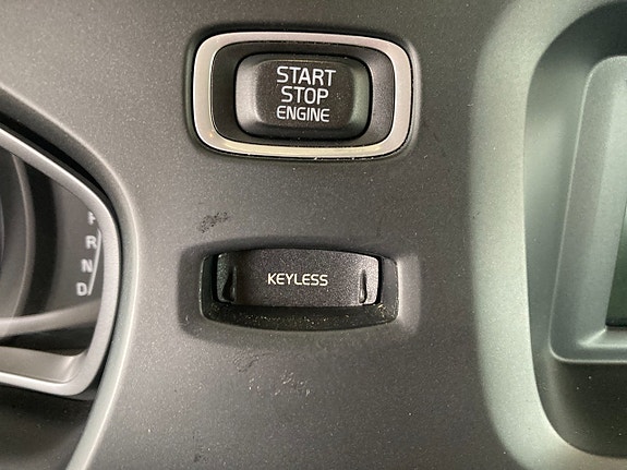 Volvo V40 7 of 10