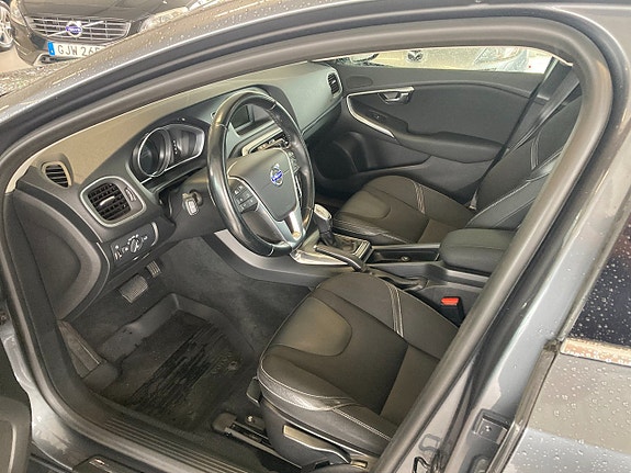 Volvo V40 5 of 10