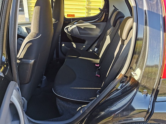 Peugeot 107 7 of 8