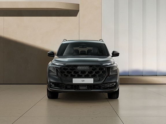 Audi Q9 2 of 11