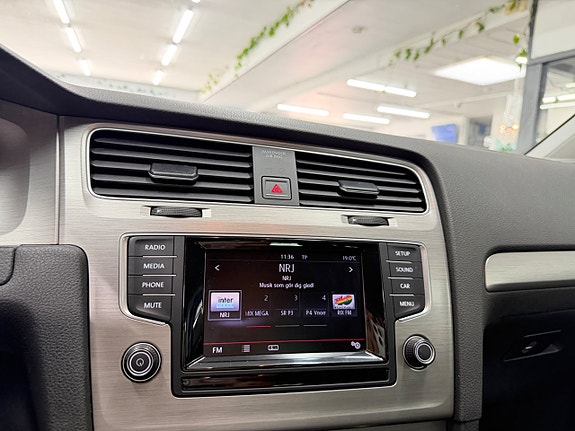 Volkswagen Golf I 24 of 30