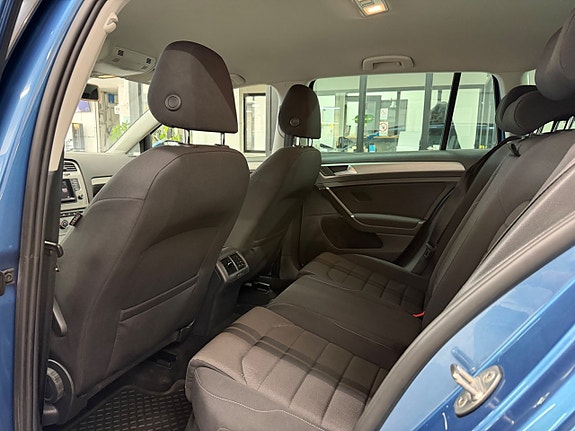 Volkswagen Golf I 19 of 30