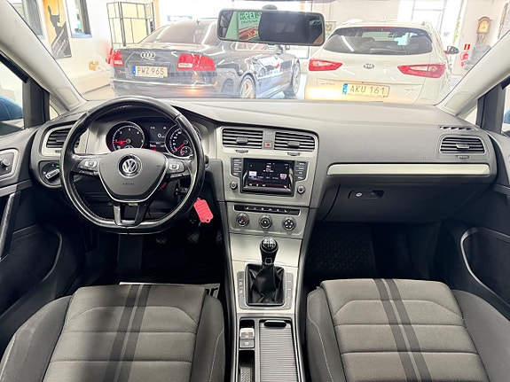Volkswagen Golf I 17 of 30