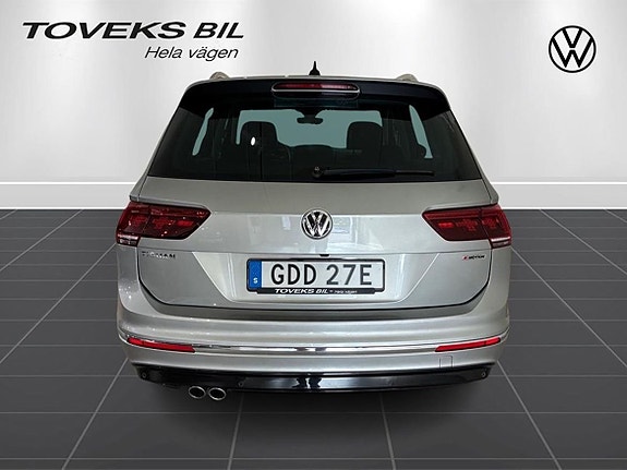 Volkswagen Tiguan 2 of 18