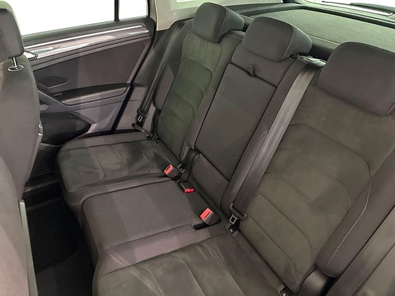Volkswagen Tiguan 16 of 18
