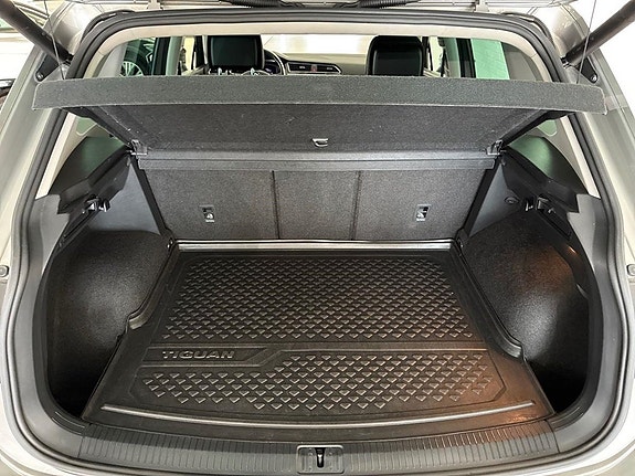 Volkswagen Tiguan 17 of 18