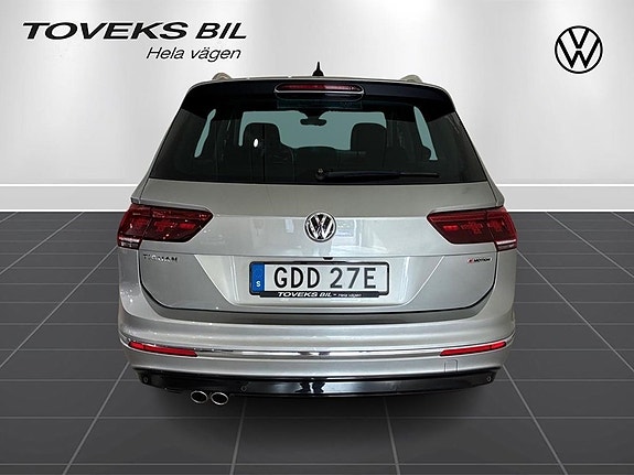 Volkswagen Tiguan 2 of 18