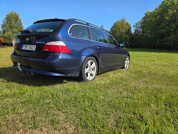 BMW 525Xi 4 of 7