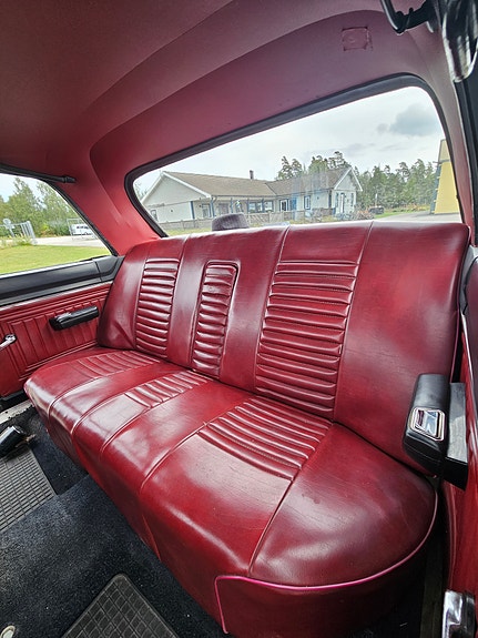 Plymouth Valiant 9 of 10