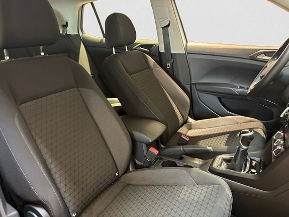 Volkswagen T-Cross 9 of 13