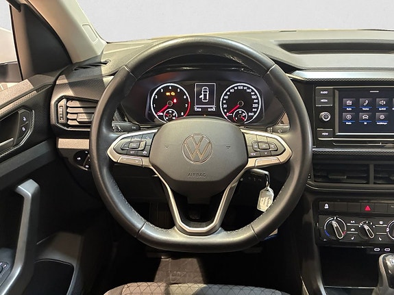 Volkswagen T-Cross 11 of 13