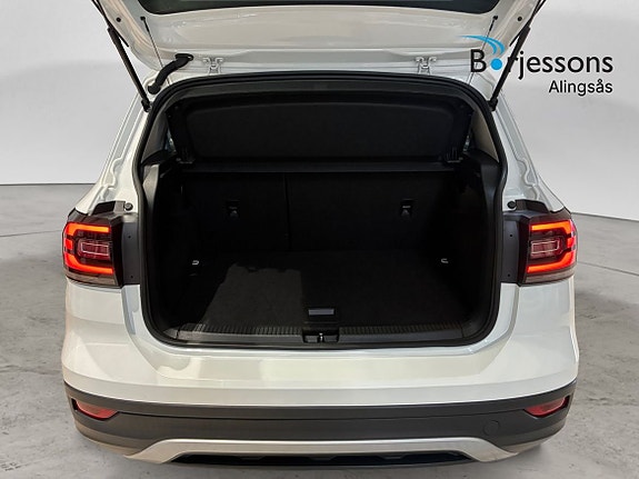 Volkswagen T-Cross 13 of 13