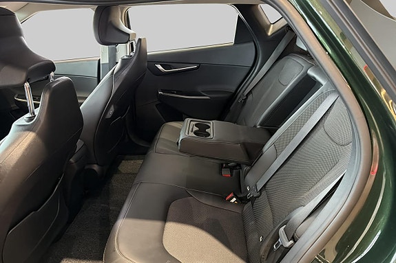 Kia EV6 7 of 21