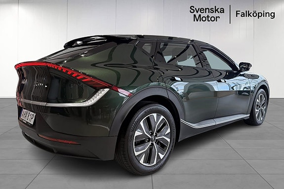 Kia EV6 4 of 21