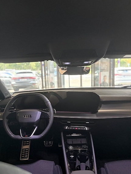Audi Q3 5 of 5