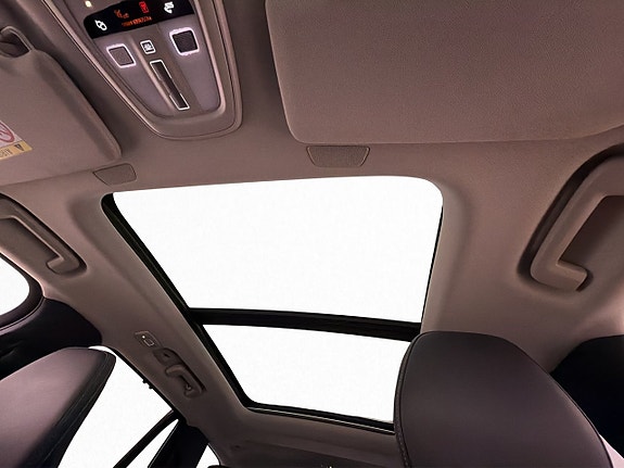 Volvo XC90 17 of 30
