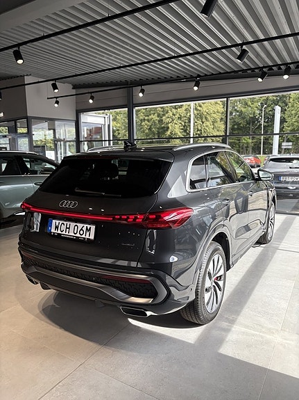 Audi Q5 3 of 6
