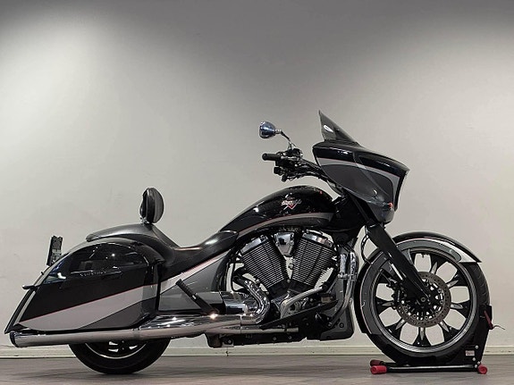 Victory Magnum Performance LED Fairings BT Farthållare 21" ABS 6 of 21
