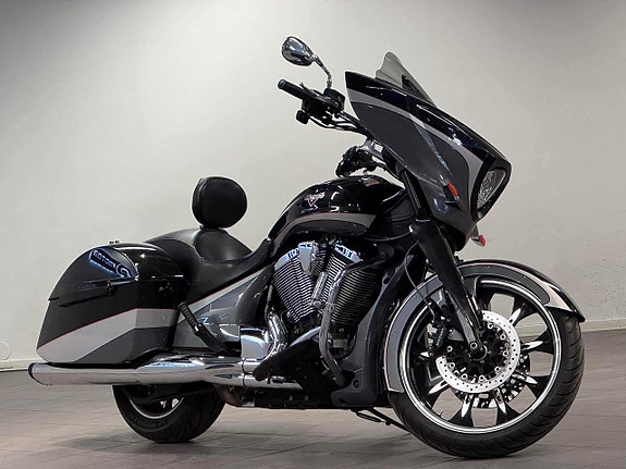 Victory Magnum Performance LED Fairings BT Farthållare 21" ABS 19 of 21