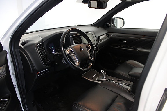 Mitsubishi Outlander 8 of 17