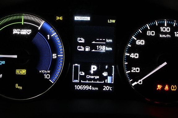 Mitsubishi Outlander 13 of 17