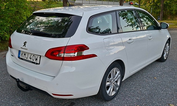Peugeot 308 SW 6 of 13