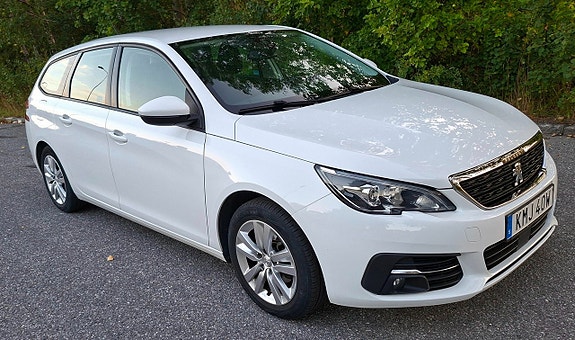 Peugeot 308 SW 4 of 13