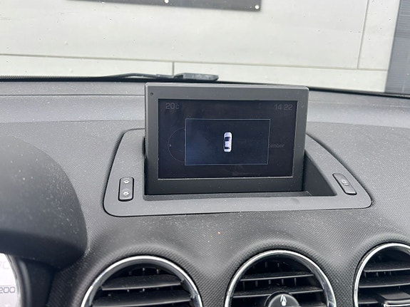 Peugeot 308 10 of 12