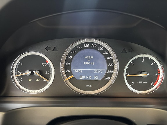 Mercedes-Benz C220 14 of 25