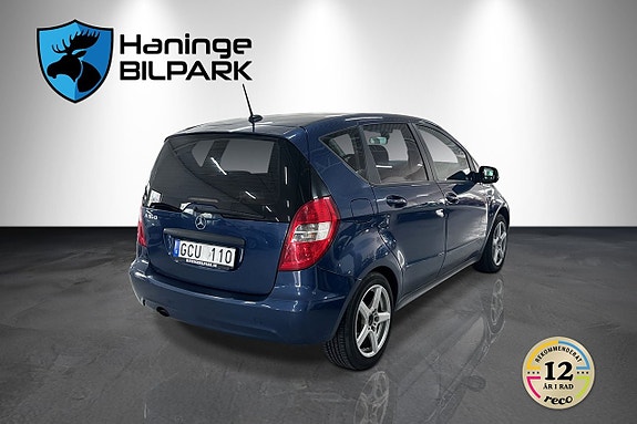 Mercedes-Benz A160 8 of 22