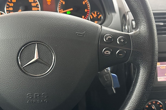 Mercedes-Benz A160 18 of 22