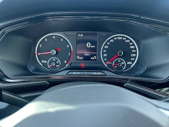 Volkswagen T-Cross 10 of 18