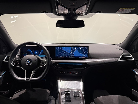 BMW 330e 12 of 18