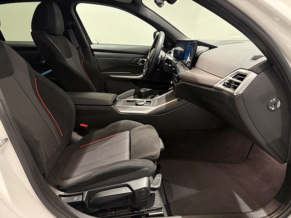 BMW 330e 8 of 18