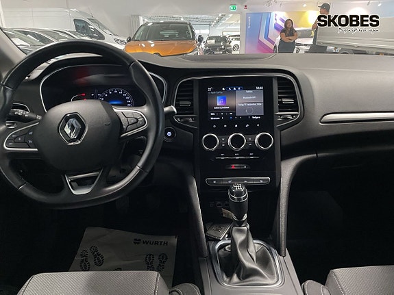 Renault Megane 12 of 19
