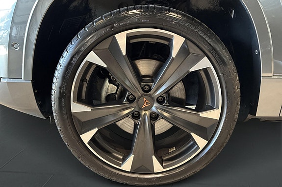 Cupra Ateca 26 of 28