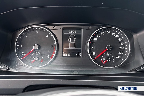 Volkswagen Transporter 13 of 16