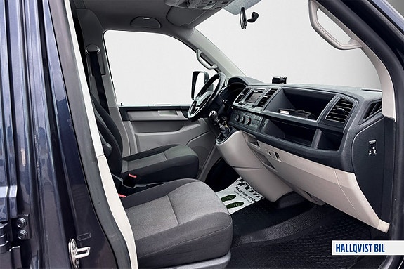 Volkswagen Transporter 10 of 16
