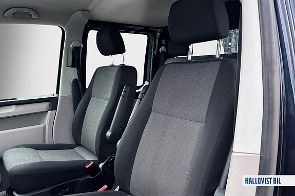 Volkswagen Transporter 12 of 16