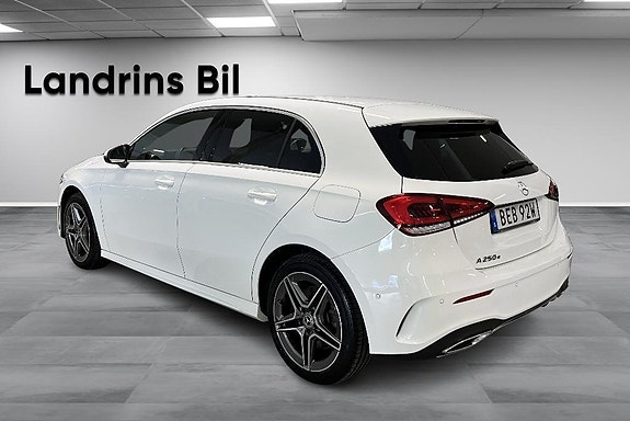 Mercedes-Benz A250 e 7 of 15