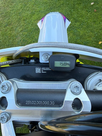 Husqvarna TC 300 4 of 4
