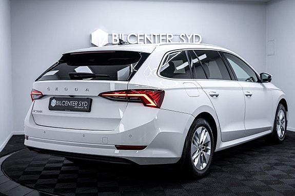 Skoda Octavia 8 of 27